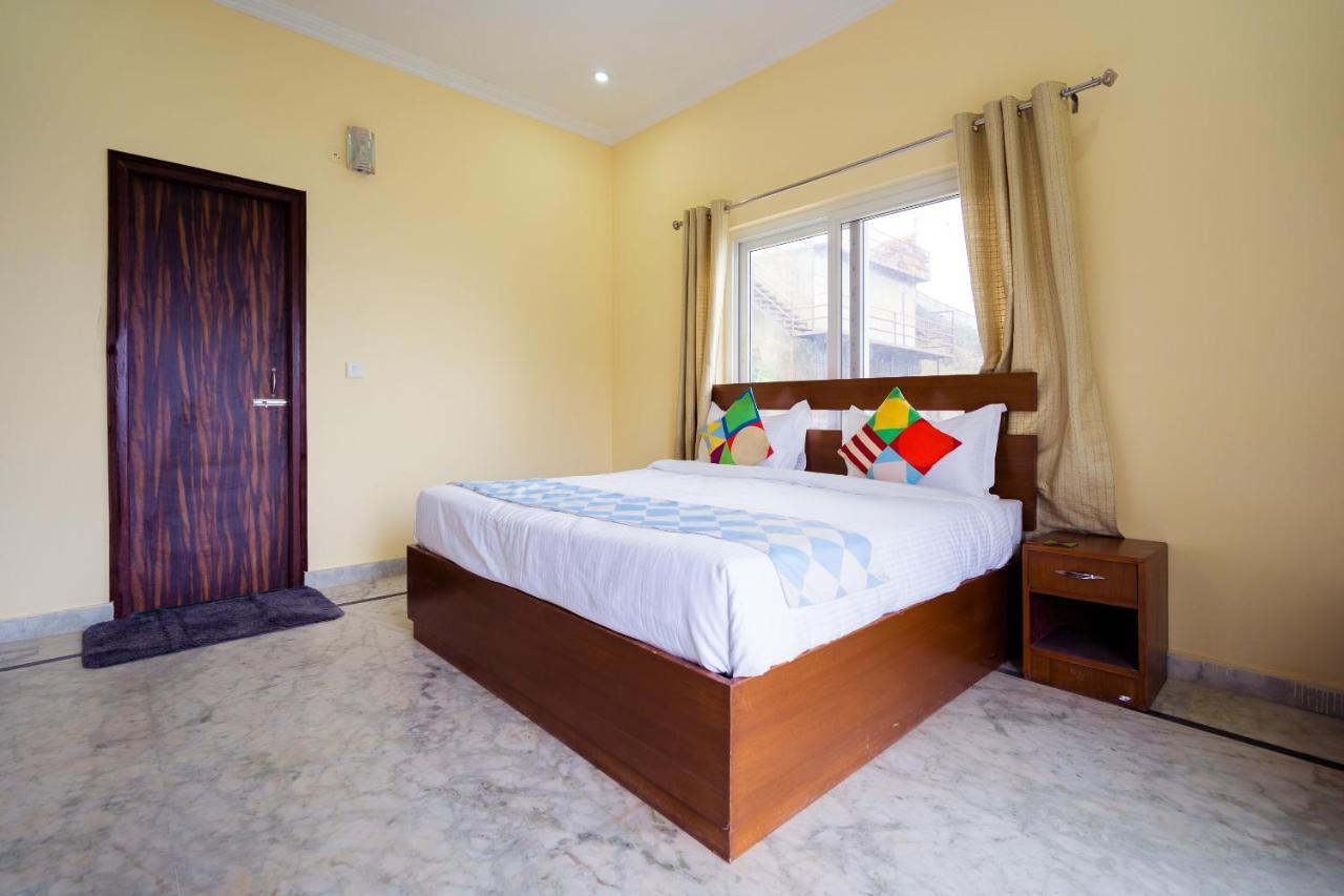 SPOT ON 40739 Nandi Palace SPOT Hotel Mumbai Bagian luar foto