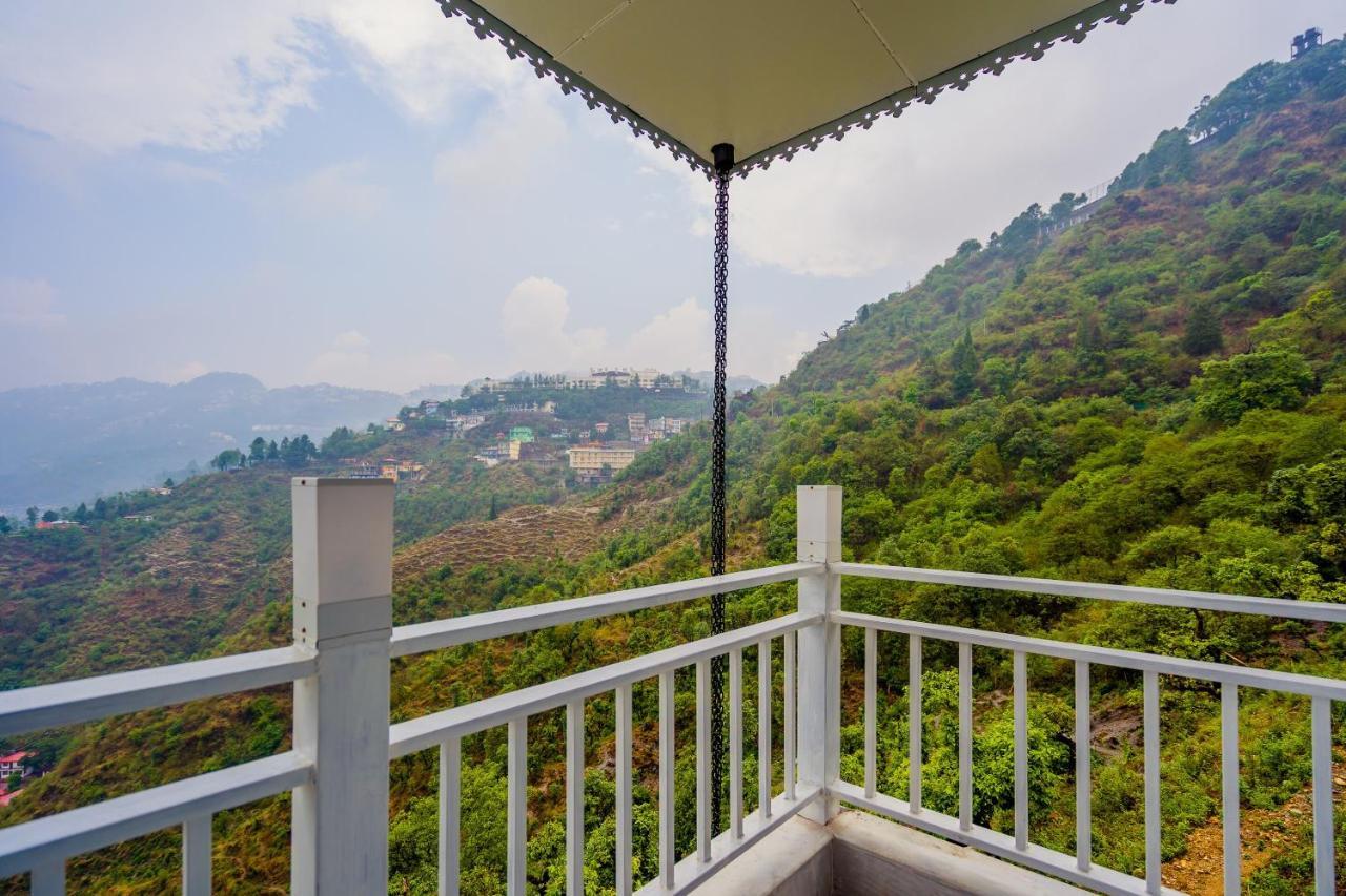 SPOT ON 40739 Nandi Palace SPOT Hotel Mumbai Bagian luar foto