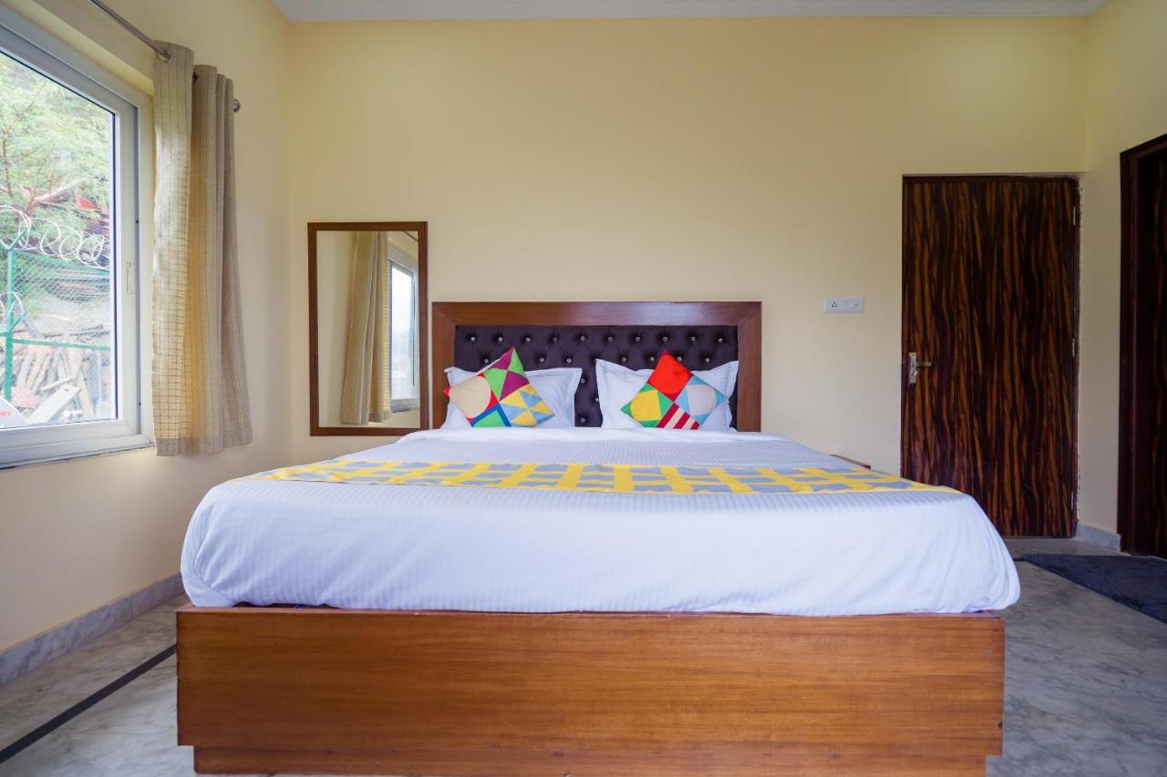SPOT ON 40739 Nandi Palace SPOT Hotel Mumbai Bagian luar foto