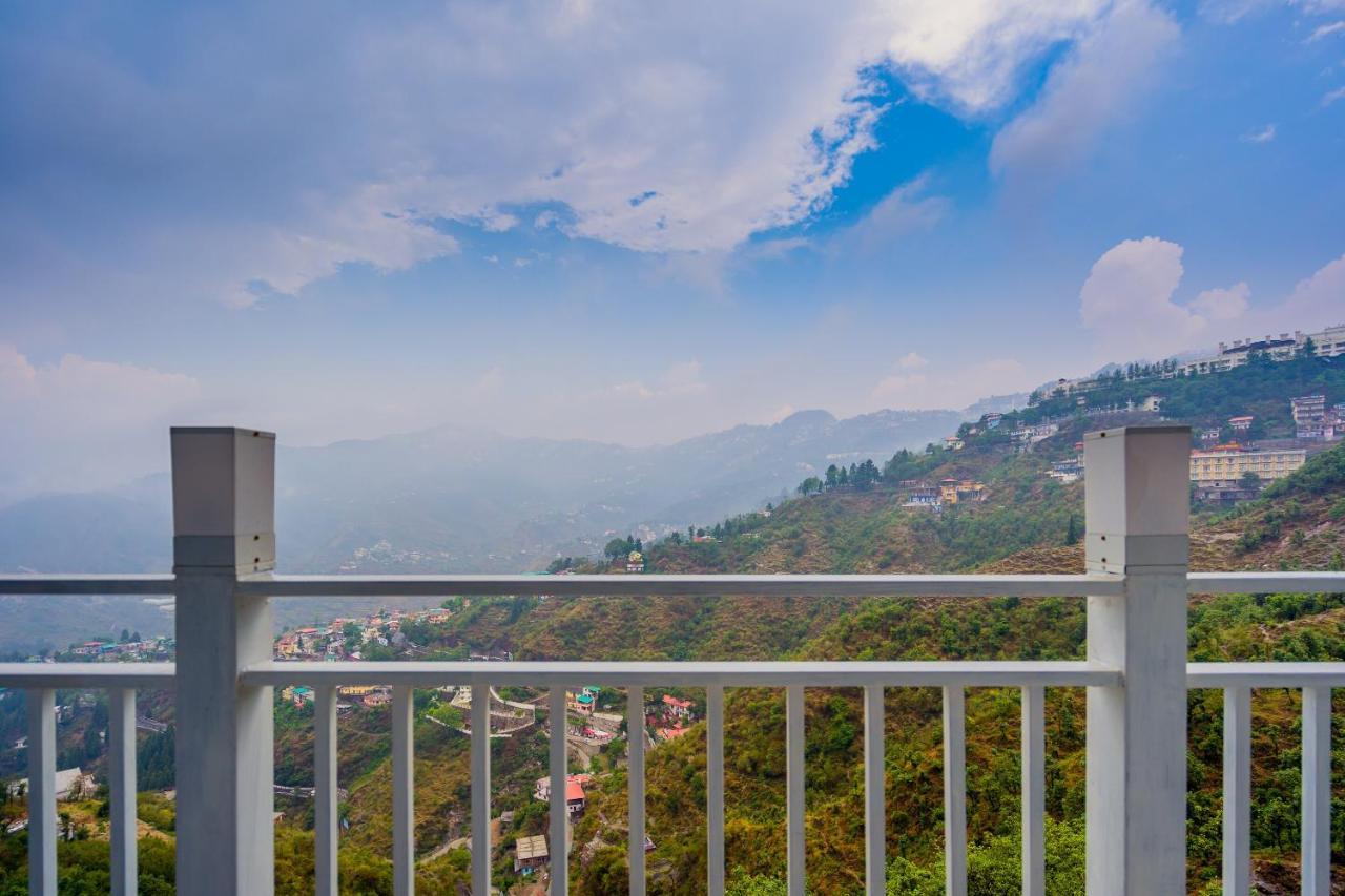 SPOT ON 40739 Nandi Palace SPOT Hotel Mumbai Bagian luar foto
